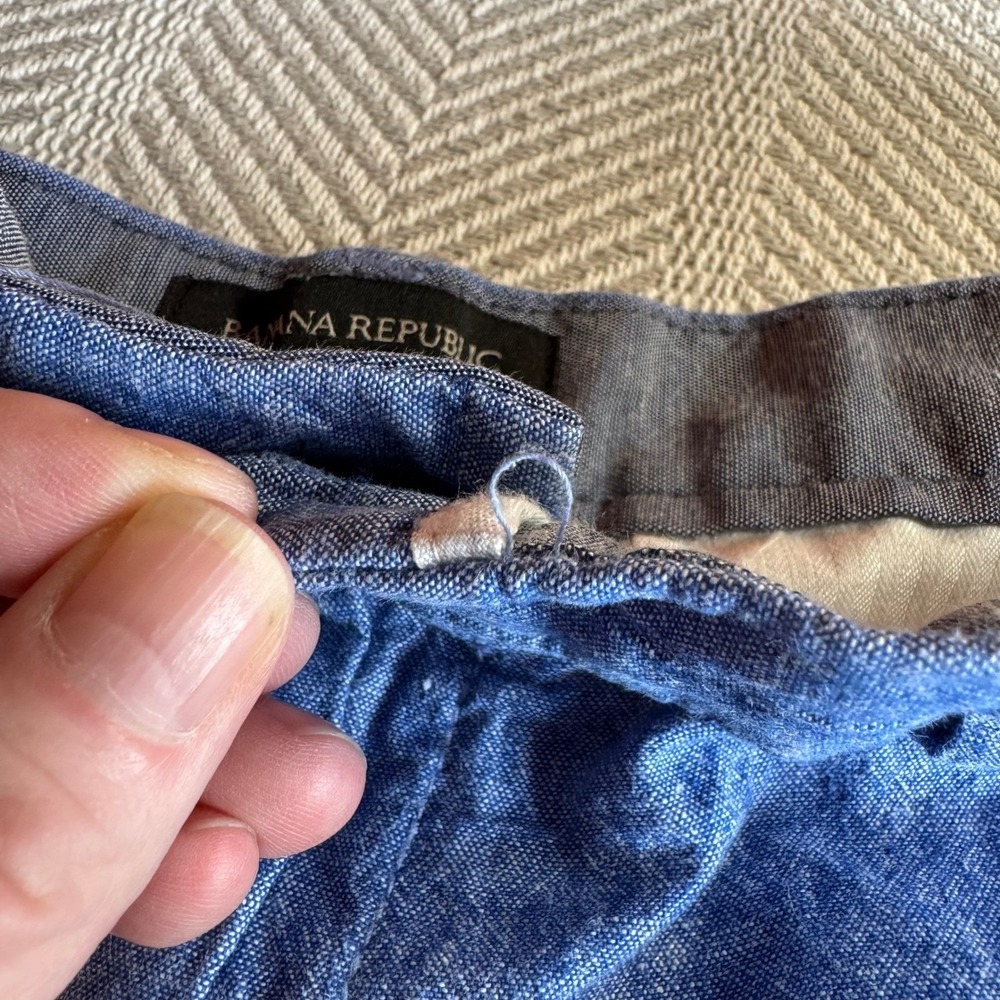 Banana Republic Aiden Shorts Mens 36 Blue Linen Cotton Blend Chambray Flat Front - Picture 6 of 10